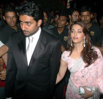 सालगिरह पर साथ रहे ऐश-अभि...| ऐश की 'गुजारिश'