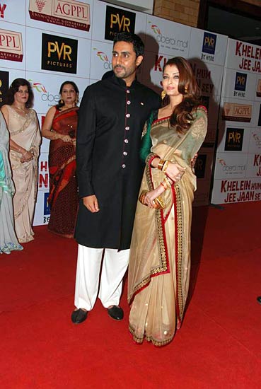 सालगिरह पर साथ रहे ऐश-अभि...| ऐश की 'गुजारिश'