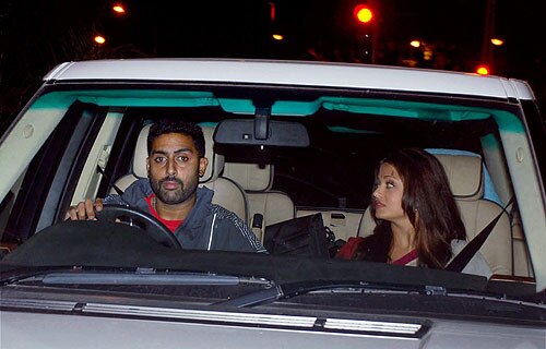 सालगिरह पर साथ रहे ऐश-अभि...| ऐश की 'गुजारिश'