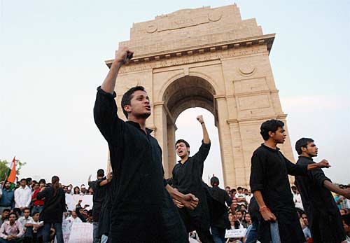 अन्ना की मुहिम को जन समर्थन  । फोटोः जनआंदोलन