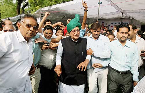 अन्ना की मुहिम को जन समर्थन  । फोटोः जनआंदोलन