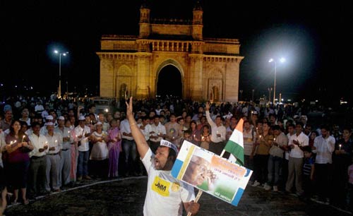 ऐसे मिली लोकतंत्र को ऊर्जा... । आंदोलन की आंधी