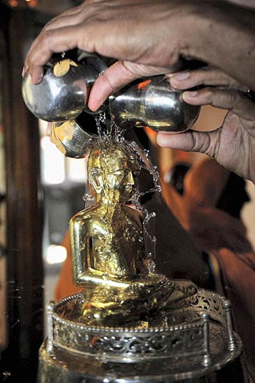 जैन तीर्थंकर महावीर का जन्मदिवस