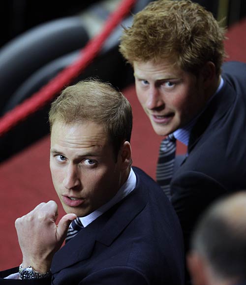 शाही शादी के लिए गुलजार हुईं लंदन की गलियां...