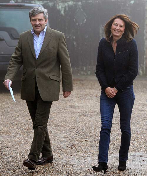 शाही शादी के लिए गुलजार हुईं लंदन की गलियां...