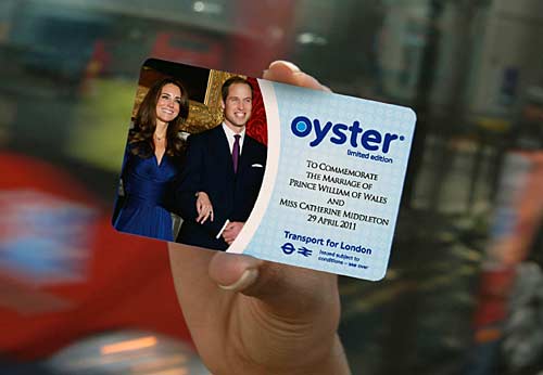 शाही शादी के लिए गुलजार हुईं लंदन की गलियां...