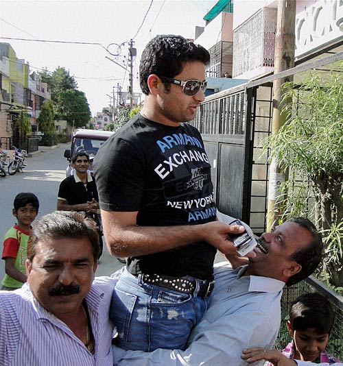 जीते तो जश्न, हारे तो भी जश्न । भारत बना विश्‍वविजेता