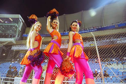 पुणे ने कोच्चि को 4 विकेट से हराया