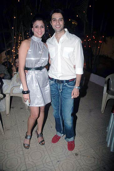 देबिना बनर्जी की बर्थडे पार्टी । बॉलीवुड हसीनाओं का जलवा