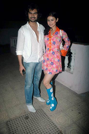 देबिना बनर्जी की बर्थडे पार्टी । बॉलीवुड हसीनाओं का जलवा