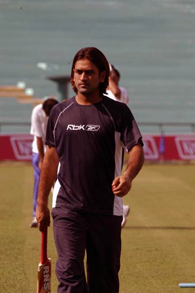 जन्‍मदिन मुबारक हो 'धूम-धूम' धोनी...