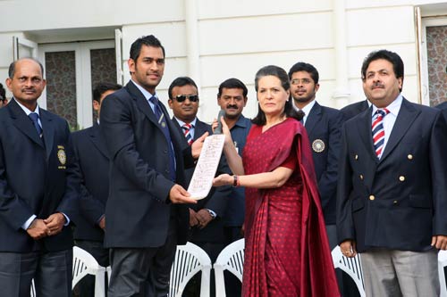 जन्‍मदिन मुबारक हो 'धूम-धूम' धोनी...