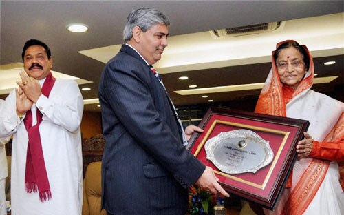 जब छलक पड़े खुशी के आंसू...। जीत का जश्‍न और सम्‍मान