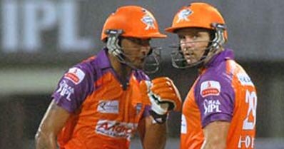 7 विकेट से जीता कोच्चि...