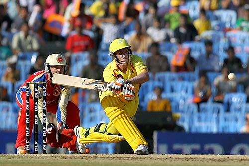 चेन्‍नई ने बैंगलोर को 21 रन से हराया...