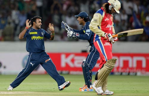 हैदराबाद ने दी बैंगलोर को 33 रनों से मात