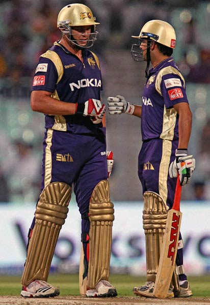 कोलकाता ने चखा जीत का स्‍वाद...