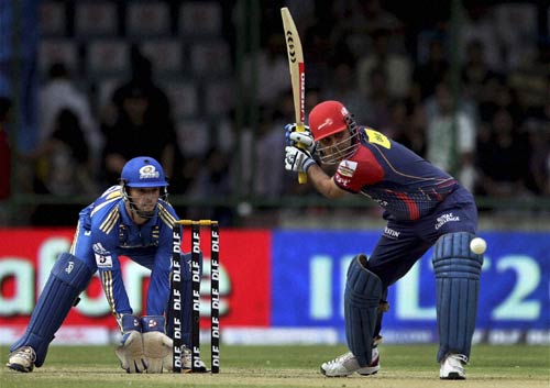 मुंबई ने किया दिल्‍ली को आठ विकेट से पस्‍त...