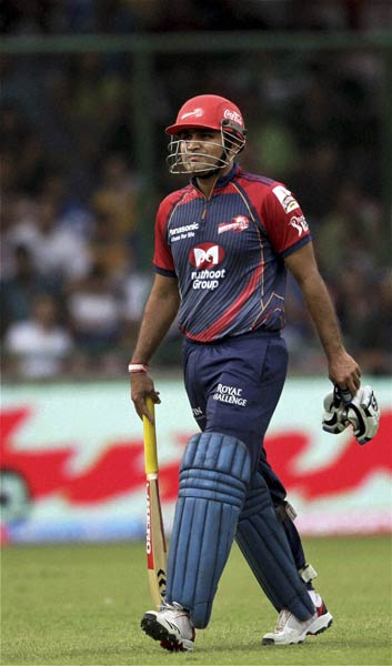 मुंबई ने किया दिल्‍ली को आठ विकेट से पस्‍त...