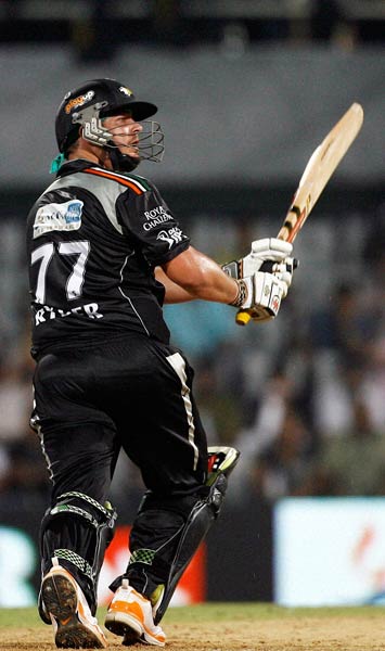 पुणे ने पंजाब को 7 विकेट से दी मात...