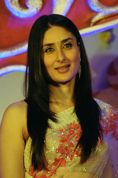 तस्‍वीरों में देखें बॉलीवुड की सबसे सेक्‍सी दुल्‍हन | वीडियो