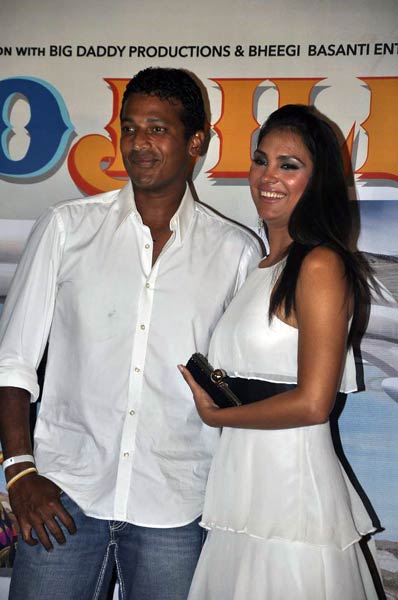 लारा पर नहीं होता बढ़ती उम्र का असर | सितारों की मस्‍ती