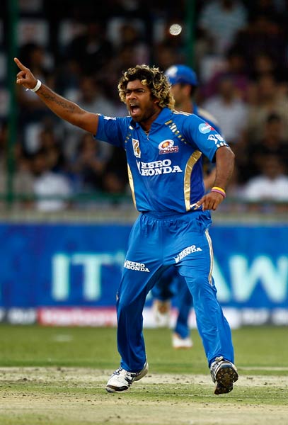 मुंबई ने किया दिल्‍ली को आठ विकेट से पस्‍त...