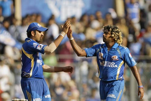 रोमांचक मैच में मुंबई की जीत