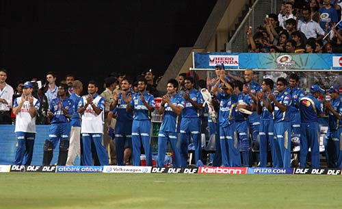 कोच्चि ने मुंबई को दी करारी मात