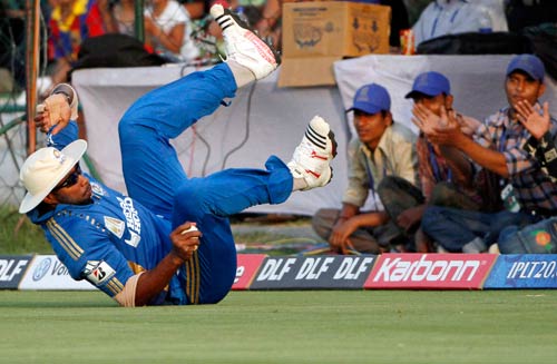 राजस्‍थान ने दी मुंबई को करारी मात...