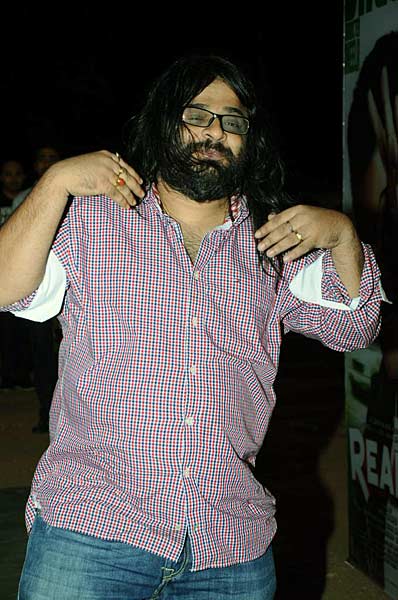 फिल्‍म 'रेडी' का म्‍यूजिक लॉन्‍च... | सलमान के मूड