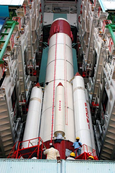 पीएसएलवी का सफल प्रक्षेपण, 3 उपग्रहों को कक्षा में पहुंचाया