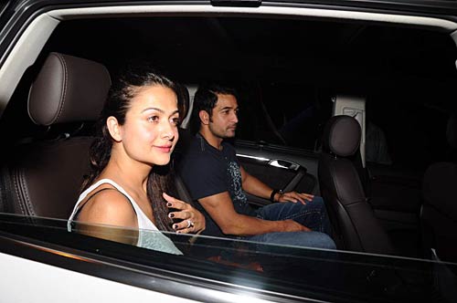 बॉलीवुड ने भी मनाया जीत का जश्‍न । जब भावुक हो उठे खिलाड़ी