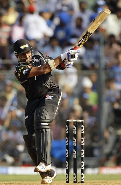 रोमांचक मैच में मुंबई की जीत