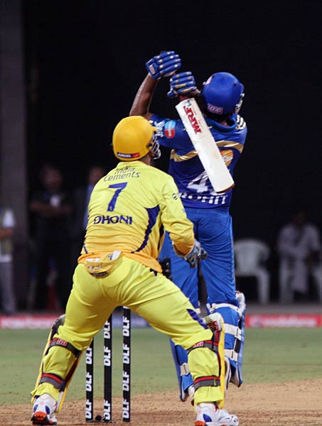 मुंबई की चेन्‍नई पर रोमांचक जीत