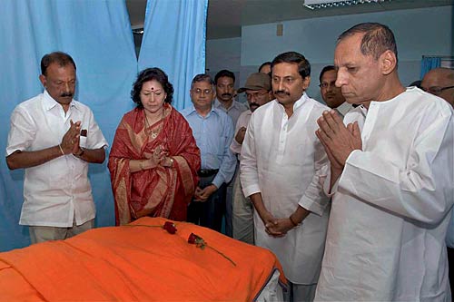 सत्‍य साईं बाबा का देहांत । फोटो: सत्‍य साई का जीवन