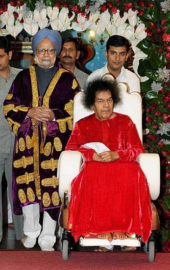 सत्‍य साईं बाबा का देहांत । फोटो: सत्‍य साई का जीवन