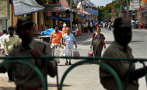 सत्‍य साईं बाबा का देहांत । फोटो: सत्‍य साई का जीवन