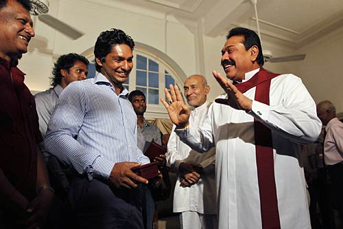 जीते तो जश्न, हारे तो भी जश्न । भारत बना विश्‍वविजेता