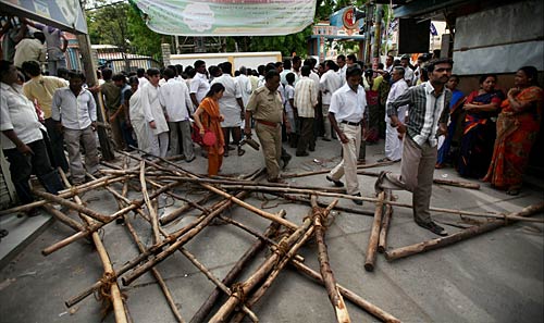 सत्‍य साईं बाबा का देहांत । फोटो: सत्‍य साई का जीवन