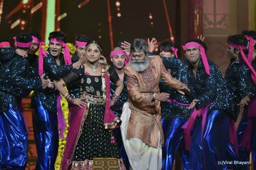 मकाऊ में जमा 'स्‍टार परिवार अवॉर्ड-2011' का रंग | सितारों की मौज