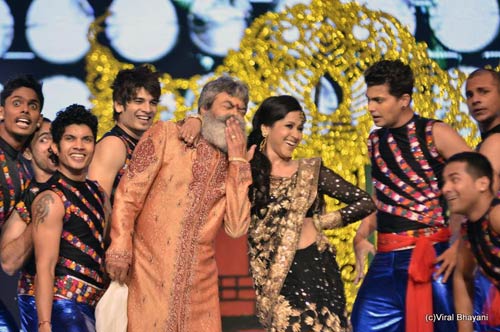 मकाऊ में जमा 'स्‍टार परिवार अवॉर्ड-2011' का रंग | सितारों की मौज