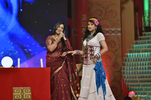 मकाऊ में जमा 'स्‍टार परिवार अवॉर्ड-2011' का रंग | सितारों की मौज