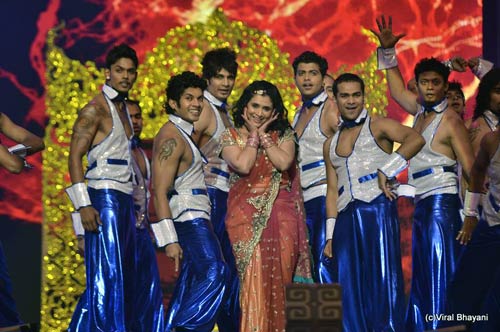 मकाऊ में जमा 'स्‍टार परिवार अवॉर्ड-2011' का रंग | सितारों की मौज