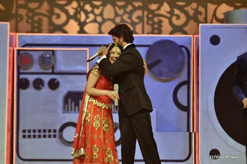 'स्‍टार परिवार अवार्ड'  समारोह में रितिक