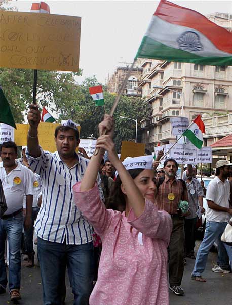 करप्शन के खिलाफ जुटा पूरा हिन्दुस्तान । जनसमर्थन