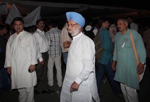 करप्शन के खिलाफ जुटा पूरा हिन्दुस्तान । जनसमर्थन