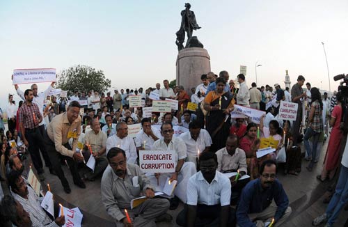 करप्शन के खिलाफ जुटा पूरा हिन्दुस्तान । जनसमर्थन