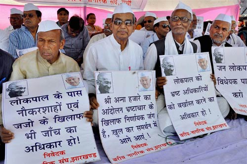 करप्शन के खिलाफ जुटा पूरा हिन्दुस्तान । जनसमर्थन