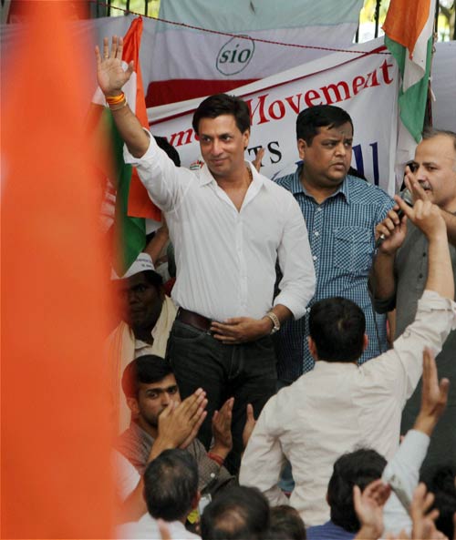 करप्शन के खिलाफ जुटा पूरा हिन्दुस्तान । जनसमर्थन